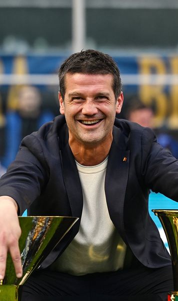 Cristi Chivu, din nou modest    VIDEO.  Antrenorul lui Inter a procedat la fel ca după   Cupa Italiei:  „Ei m-au împins”