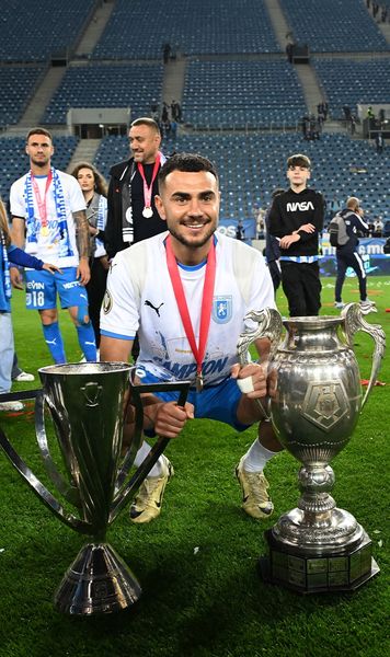 Screciu a ajuns la 7 trofee  După eventul realizat, fundașul Craiovei a urcat în   topul celor mai titrați fotbaliști activi din Liga 1  » Cine domină ierarhia all-time