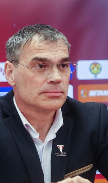 „Rămâne 100%”   Alexandru Meszar, încrezător că Mihalcea   nu va pleca  de la UTA + Ce spune despre situația financiară a clubului