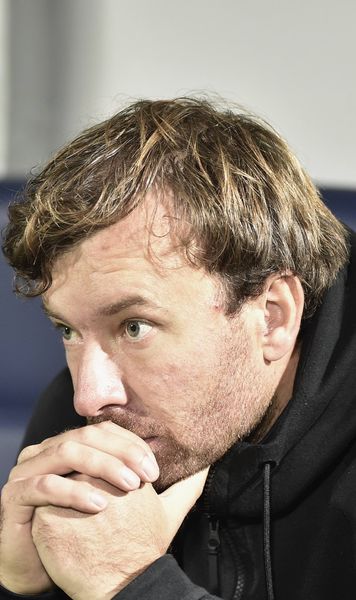 Caz grav în fotbalul feminin    UEFA a suspendat pe viață un antrenor după ce și-a filmat jucătoarele la duș »   Cea mai tânără victimă avea 17 ani