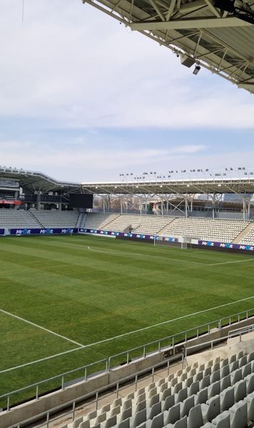 Cum va rezista gazonul?   Cu o zi înainte de barajul Dinamo - FCSB/Botoșani, pe „Arc” va avea loc   un alt meci