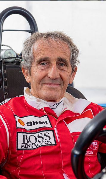 Alain Prost, victima unui jaf  Fostul mare pilot de la Ferrari a fost   rănit în propria casă  » Fiul său, obligat să deschidă un seif