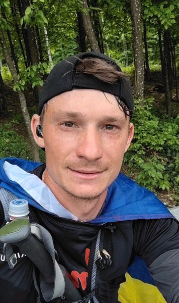 Accident grav într-o cursă caritabilă  Ultramaratonistul   Adrian Șovea  a fost lovit de o mașină și aruncat într-un șanț! În ce stare se află