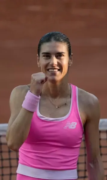 Sorana Cîrstea, prestație incredibilă  Românca e în   optimi la Roland Garros,  după o victorie zdrobitoare! A fost 6-0, 6-0, după doar 56 de minute