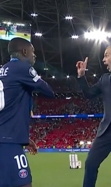 Ceferin a gafat-o!    VIDEO.  Ce a făcut   președintele UEFA pe scenă,  după finala UCL + Marquinhos, gestul serii: „Un adevărat gentleman”