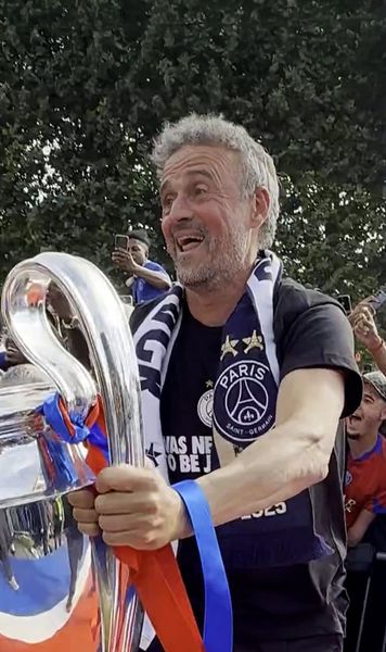 Luis Enrique, dezlănțuit   PSG, petrecere uriașă în Paris după a doua   Ligă a Campionilor  » Ce promisiune a făcut Dembele în fața fanilor