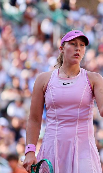 Andreeva, impresionată de Cîrstea  Adversara Soranei din   sferturile Roland Garros:  „E formidabilă! Nu știu de ce, dar am făcut asta la aproape fiecare turneu”