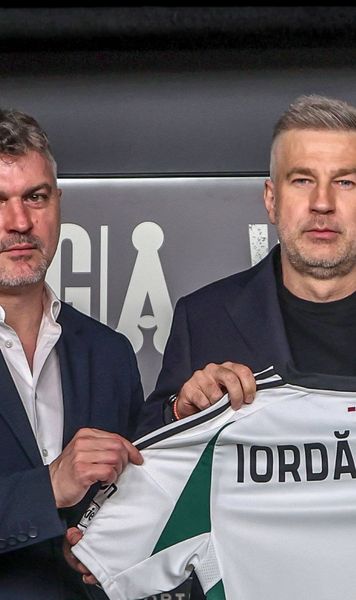 Legia lui Edi se dezintegrează  Ce decizie a luat   cel care  l-a adus pe Iordănescu  la echipa din Varșovia