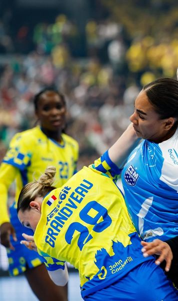 Final în lacrimi!     CSM București,  înfrângere categorică în semifinalele Ligii! Pe cine va înfrunta pentru bronz și când are loc meciul