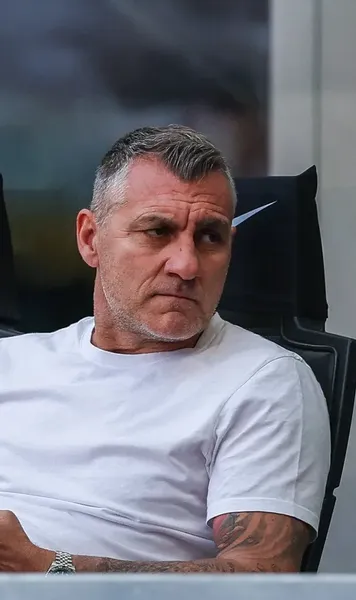 Vieri, impresionat de Chivu  Fostul mare atacant italian   l-a lăudat pe tehnicianul lui Inter:  „A preluat o echipă distrusă psihic”