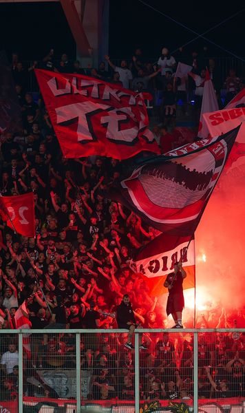 Panică la Dinamo  Decizia luată de șefi care   îi vizează pe suporteri,  după scandalul legat de siglă