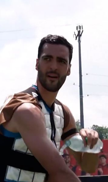 Cum se apără Spania de căldură    FOTO.    Metodele care-i ajută pe campionii europeni  să reziste condițiilor dificile de la Mondial