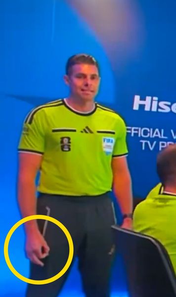 FIFA a deschis o anchetă    FOTO:  E incredibil   ce a putut să facă arbitrul din camera VAR!  Se cere excluderea lui de la Mondial
