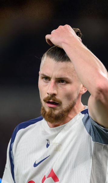 Tot mai rău pentru Drăgușin  Tottenham are acord pentru alt stoper.   Olandez titular la Mondial.  Și a mai luat un fundaș central de CM