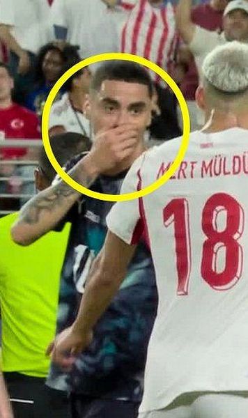 Și-a pus mâna la gură: eliminat!    FOTO.  Noua regulă aplicată la Turcia - Paraguay 0-1. „Roșu” direct după ce   i-a spus ceva unui rival la fel ca Prestianni