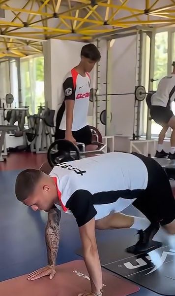 Au furat startul    FOTO.    Trei jucători de la FCSB   s-au întors mai devreme la antrenamente.  Când se termină vacanța pentru restul echipei