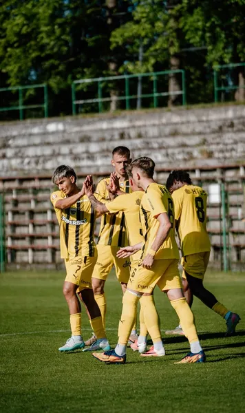 Debut cu dreptul pentru Nuno Campos    VIDEO+FOTO.   Dinamo, victorie în primul amical al verii!   3 gafe mari  de portar