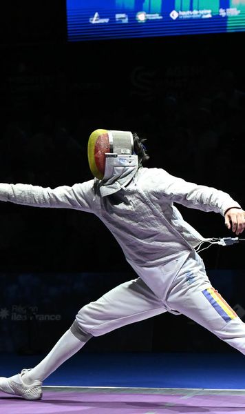 Argint pentru România!  Echipa masculină de sabie, locul doi la   Europenele de scrimă.  Înfrângere dramatică în finala cu Ungaria