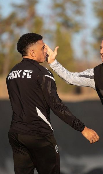 „Te iubesc, generale!”    Mesaje emoționante pentru Răzvan Lucescu  de la PAOK. Doi jucători care i-au avut antrenori și pe tată, și pe fiu