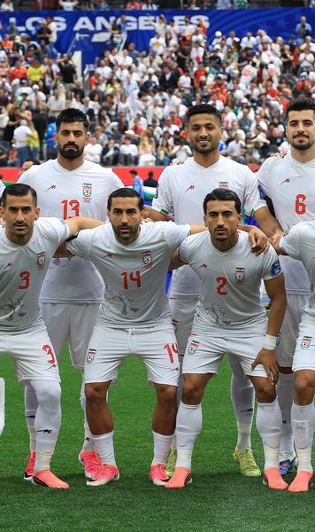Mesajul Iranului pentru SUA    FOTO.    Ce au lăsat iranienii în vestiar,  după partida cu Belgia de la Los Angeles + Ce s-a întâmplat înainte de meci