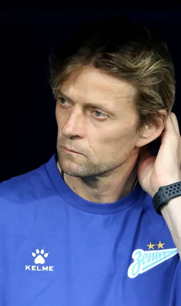 „Falsuri delirante”  Ucraineanul Anatoli Tymoshchuk, stabilit în Rusia în timp de război, se luptă cu conaționalii săi »   Legătura neașteptată cu România