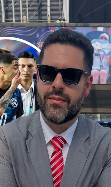 A înjurat în direct!  FIFA a luat măsuri dure împotriva comentatorului   care l-a insultat pe Infantino:  „Hoți nenorociți!” » Faza care l-a înfuriat