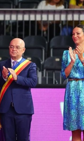 Reacție dură   Irina Deleanu, după   decizia lui Emil Boc de a nu se intona imnul Rusiei:  „Putem risca organizarea CM și chiar sancțiuni”