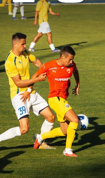 „M-a deranjat atitudinea lor”   Andrei Nicolescu,    nemulțumit de mai mulți jucători  ai lui Dinamo: „10-12 nu știu dacă vor rămâne”