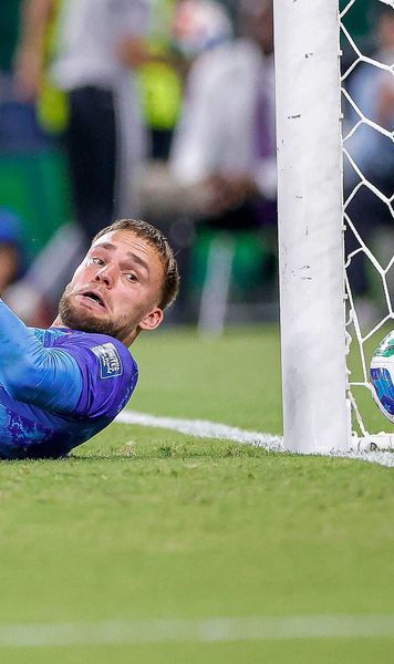 Uluitoare dramă la 11 metri!    FOTO.  Olandezii și marocanii au transformat 5 penaltyuri și au ratat alte 5.   Trei bare, autogol și paradă în picioare