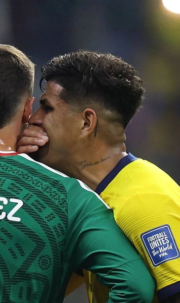 Nu vom avea eliminare directă!  Ce a decis UEFA legat de   jucătorii care își acoperă gura  în conflict cu adversarii