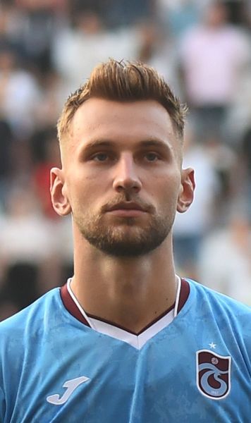Denis Drăguș s-a decis!  Unde vrea să joace atacantul dorit cu insistență de FCSB.   Care e obiectivul său