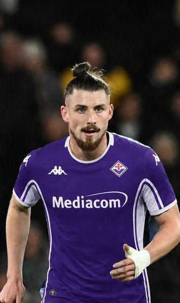 Noi detalii despre Drăgușin  Cât va încasa internaționalul român   la Fiorentina    + clauza de la a 22-a prezență