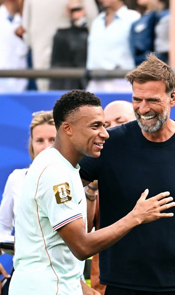 „Nu trebuia să fim văzuți”    VIDEO  Klopp a dezvăluit la Mondial negocierile cu Mbappe:   „Am zburat în cerc  cu un avion cu 5 camere”