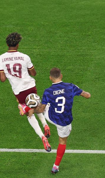 „Lovitura e foarte puternică”    FOTO.   Un fost arbitru a analizat pentru   GOLAZO.ro  penalty-ul   primit de Spania
