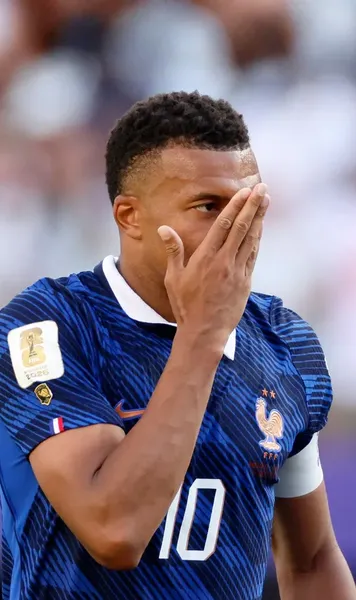 „L-a ajuns karma paraguayană”    FOTO.  Senatoarea Celeste Amarilla, un nou atac la adresa lui   Kylian Mbappe.  S-a îmbrăcat în culorile Spaniei!