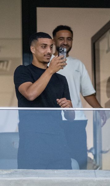 Boutoutaou e la București!    FOTO  Imagini de la stadion cu   algerianul adus de MM Stoica  la FCSB