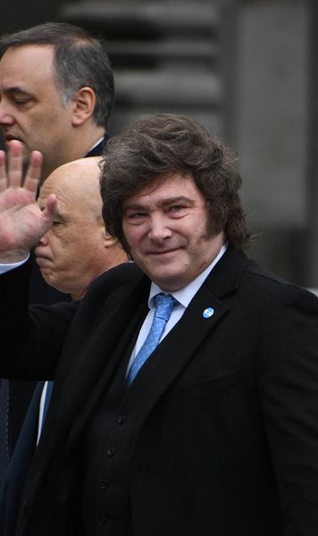 „Vom recupera Insulele Falkland”  Președintele Argentinei, după   banner-ul  afișat de jucători + De ce va absenta la finală