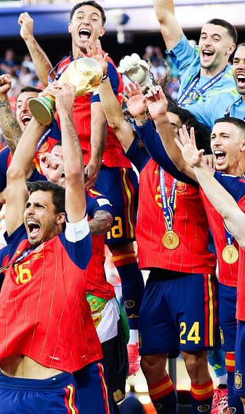 Secretul SuperSpaniei  Cum au reușit europenii   să anuleze Argentina  neutralizându-l pe Messi. Poate repeta De la Fuente „tripla” EURO - Mondial - EURO?