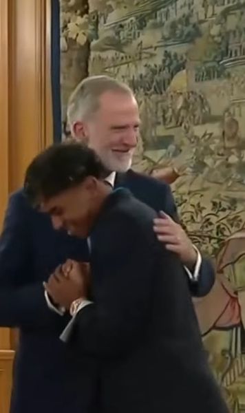 A încălcat protocolul pentru Lamine Yamal!    FOTO:     Gestul făcut de Regele Felipe al VI-lea  la Palatul Zarzuela a stârnit comentarii