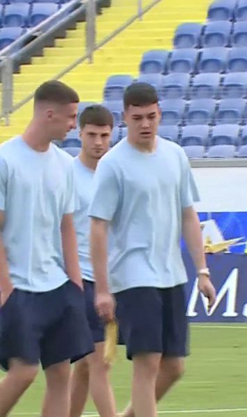 „Niște băieți în pijama”     FOTO  MM Stoica a răbufnit când a văzut echipamentele de prezentare de la Levski - U Craiova: „Ăștia sunt fotbaliști?”