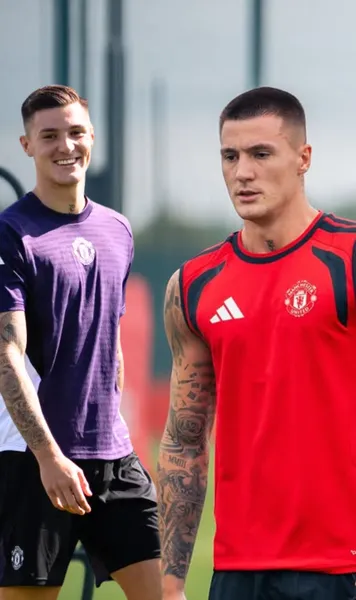 Ce transformare!     FOTO:  Atacantul lui Manchester United   i-a impresionat pe fani  cu fizicul său: „Premier League, pregătește-te!”