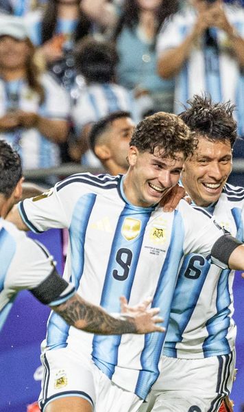 Ofertă uriașă pentru starul Argentinei  Se pregătește transferul verii.   100.000.000 de euro  + unul dintre cei mai buni atacanți din Europa!