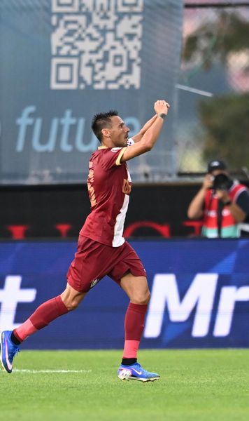 Camora, „săgeți” către contestatari    VIDEO+FOTO:  Gesturile făcute de veteranul CFR-ului, după ce a marcat în Liga 1   la 39 de ani:  „Am avut încredere”