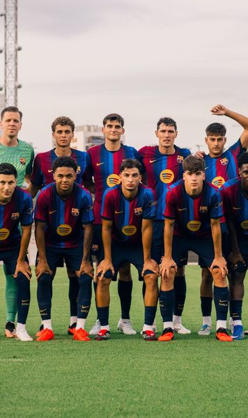 Flick testează La Masia   Antrenorul Barcelonei a luat   17 tineri jucători  în stagiul de pregătire! Cine sunt și ce calități au
