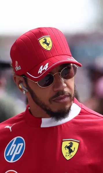 Hamilton, ținta comisarilor   Pilotul Ferrari a ajuns la   5 penalizări în ultimele 6 curse  din Formula 1: „Profită imediat”