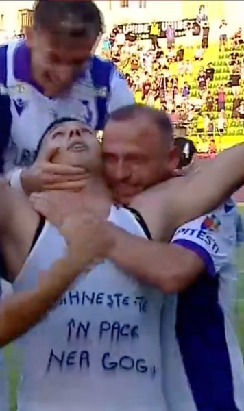 În lacrimi după gol   FOTO.  Fostul dinamovist a marcat și a început să plângă!  I-a dedicat golul maseurului decedat azi,  iar arbitrul i-a dat „galben” imediat