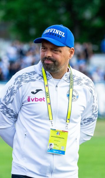 Florin Maxim a surprins la interviu   Obiectiv măreț  setat de antrenorul de la Corvinul: „În play-out ajungem oricum”
