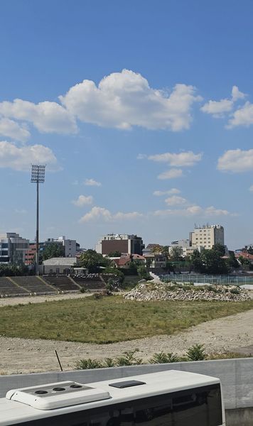 Se reiau lucrările la Dinamo?   VIDEO+FOTO  Imagini de azi, de la stadion: ce se întâmplă cu  noua arenă