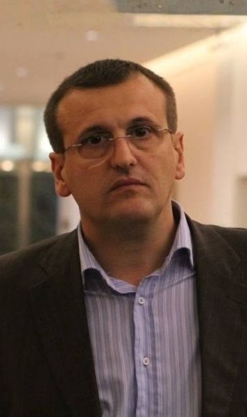 „Încălcare sistematică a legii”  Fenomenul dăunător de pe stadionul Giulești l-a determinat pe politologul Cristian Preda să facă un  apel public către conducerea Rapidului