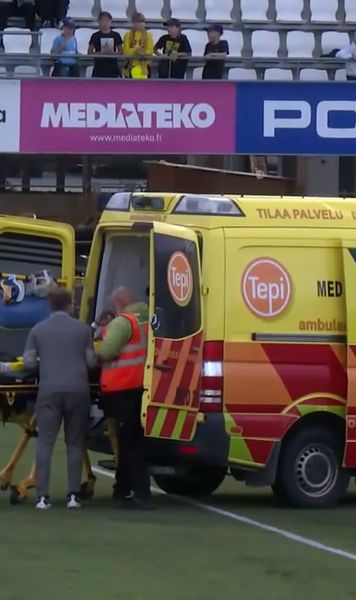 Momente de panică la KuPS - Craiova   FOTO.  Abia se ținea pe picioare și  se plimba dezorientat în poartă!  Dus de urgență la spital